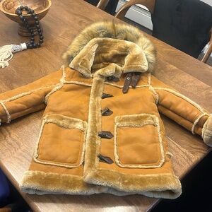 Kids shearling coat Sz 8 unisex